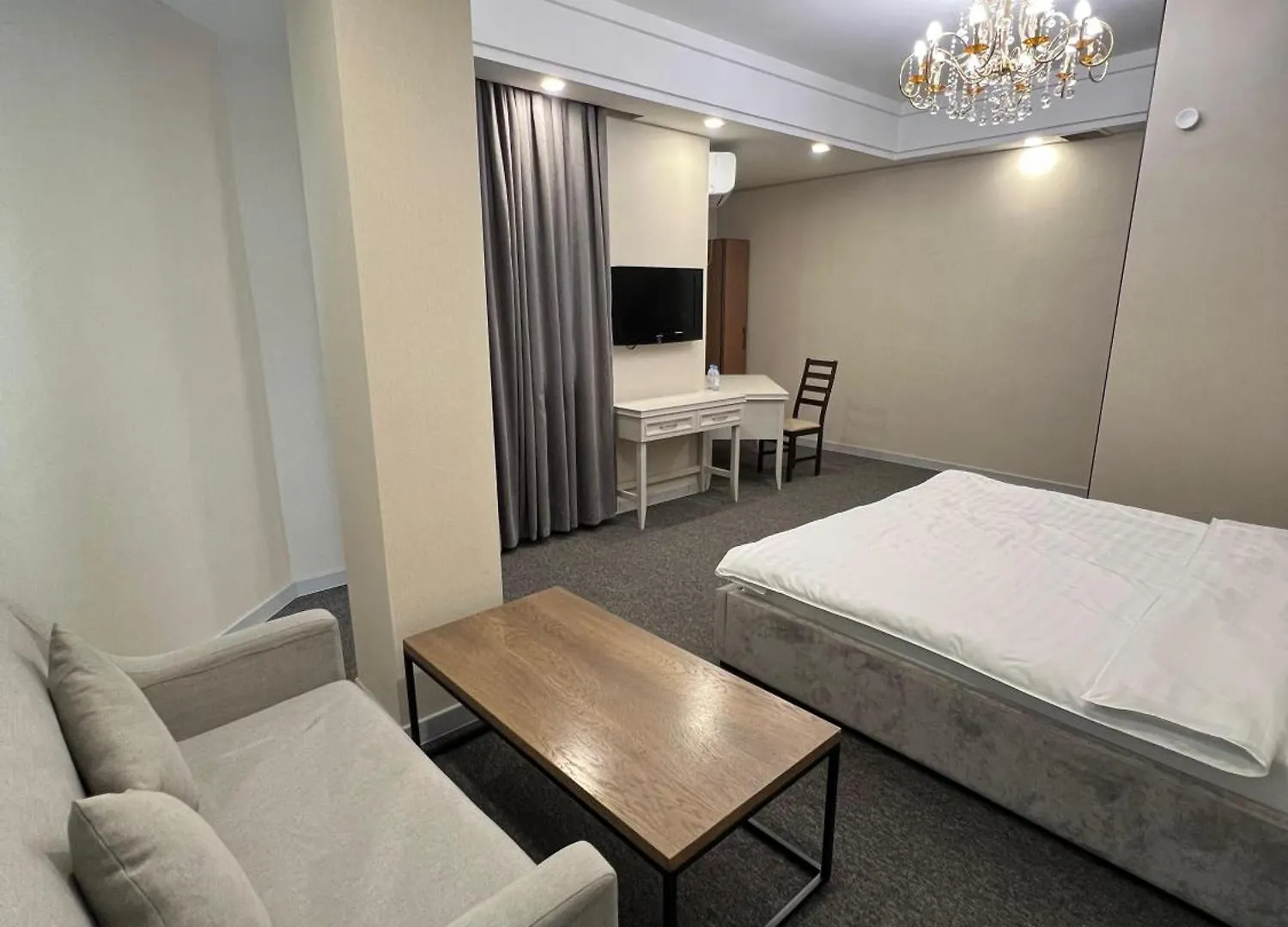 Mountain View Residence Hotel Almati